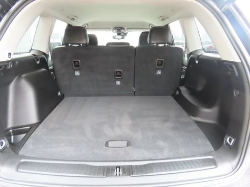 Used 2023 Jeep Grand Cherokee Limited AWD/4WD image 33
