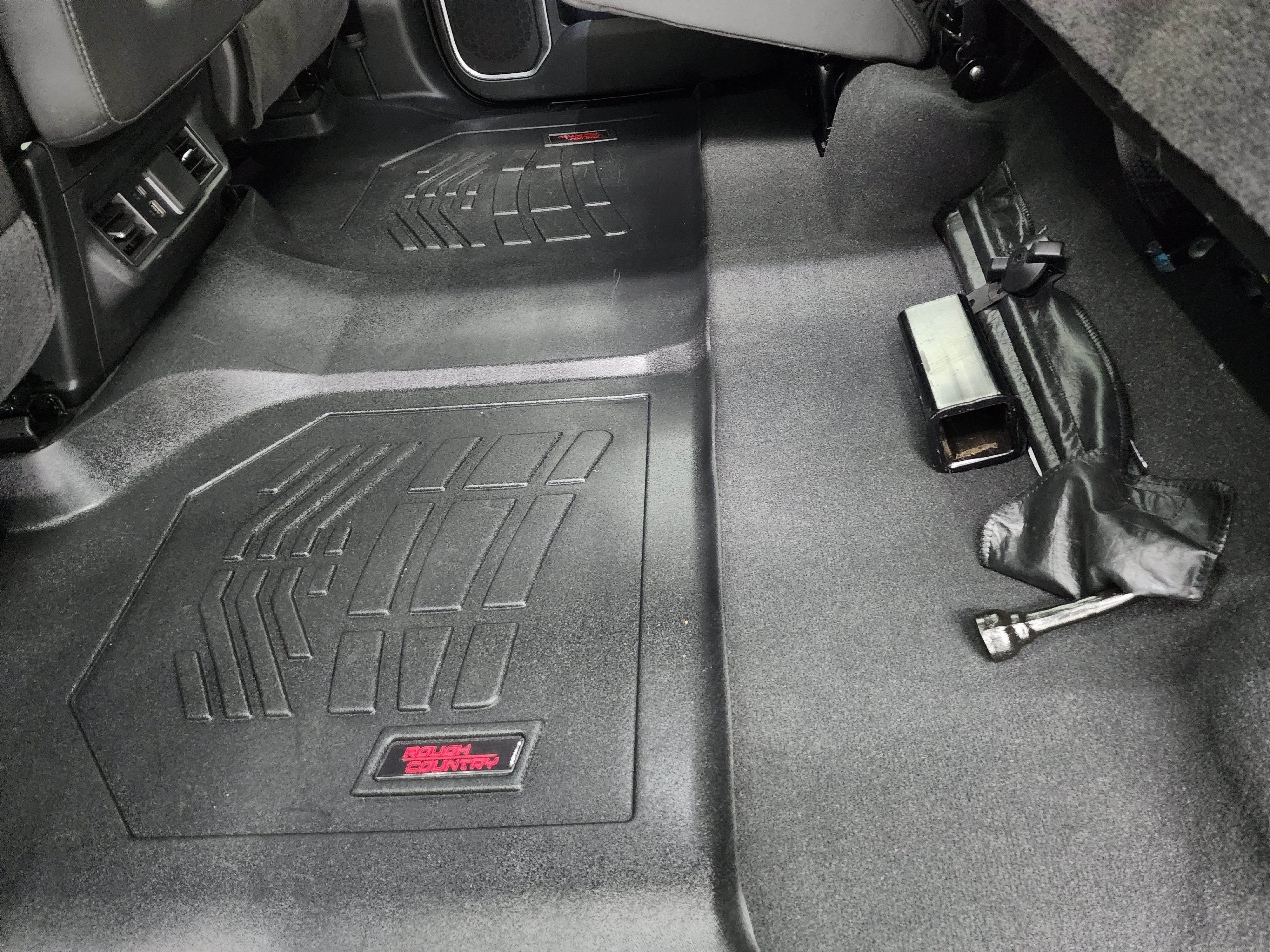 Used 2025 Chevrolet Silverado 3500 LT w/ Trail Boss Package AWD/4WD image 39