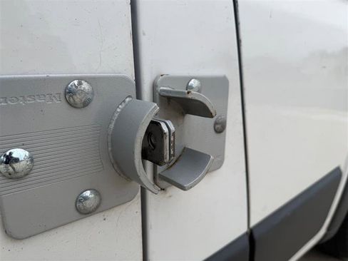 Used 2017 RAM ProMaster 2500 FWD image 13