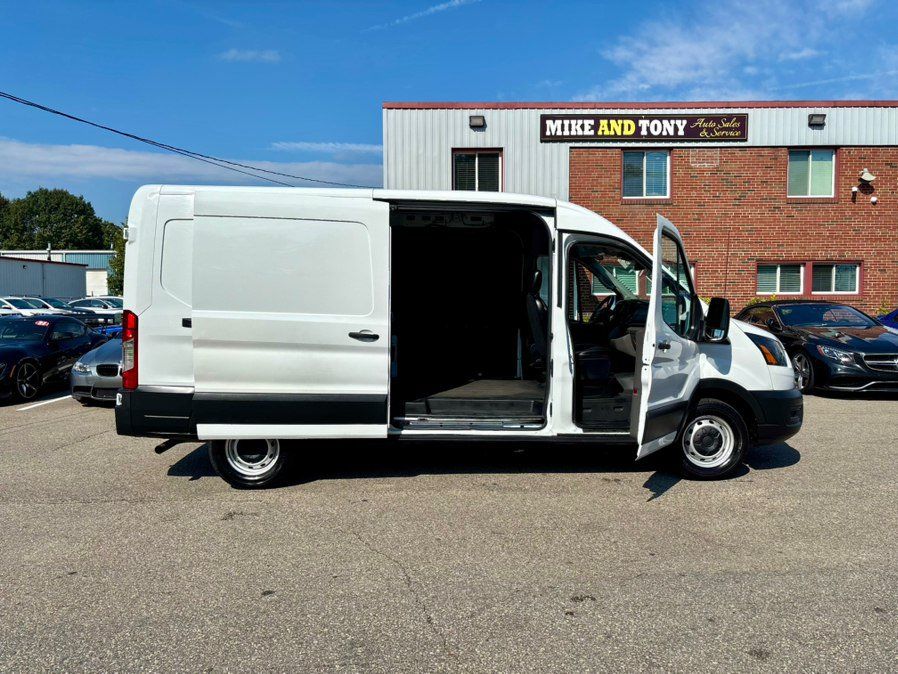 Used 2023 Ford Transit 250 Medium Roof w/ Load Area Protection Package RWD image 4