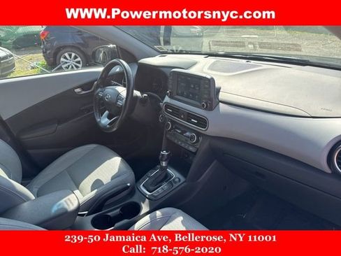 Used 2021 Hyundai Kona Limited AWD/4WD image 16