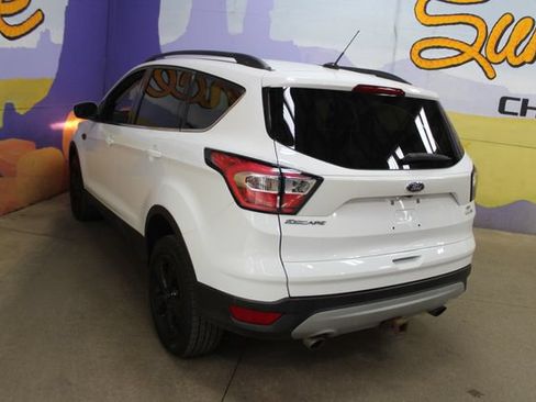 Used 2017 Ford Escape SE AWD/4WD image 6