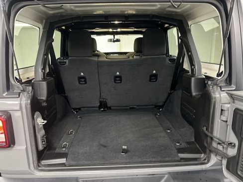 Used 2021 Jeep Wrangler Unlimited Sport image 25