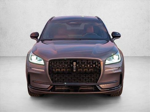 Used 2025 Lincoln Corsair Reserve w/ Jet Appearance Package AWD/4WD image 2
