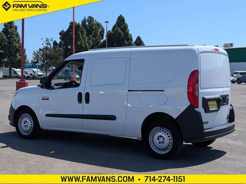 Used 2018 RAM ProMaster City Tradesman FWD image 5