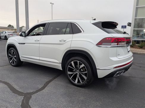 New 2026 Volkswagen Atlas Cross Sport SEL Premium R-Line image 7
