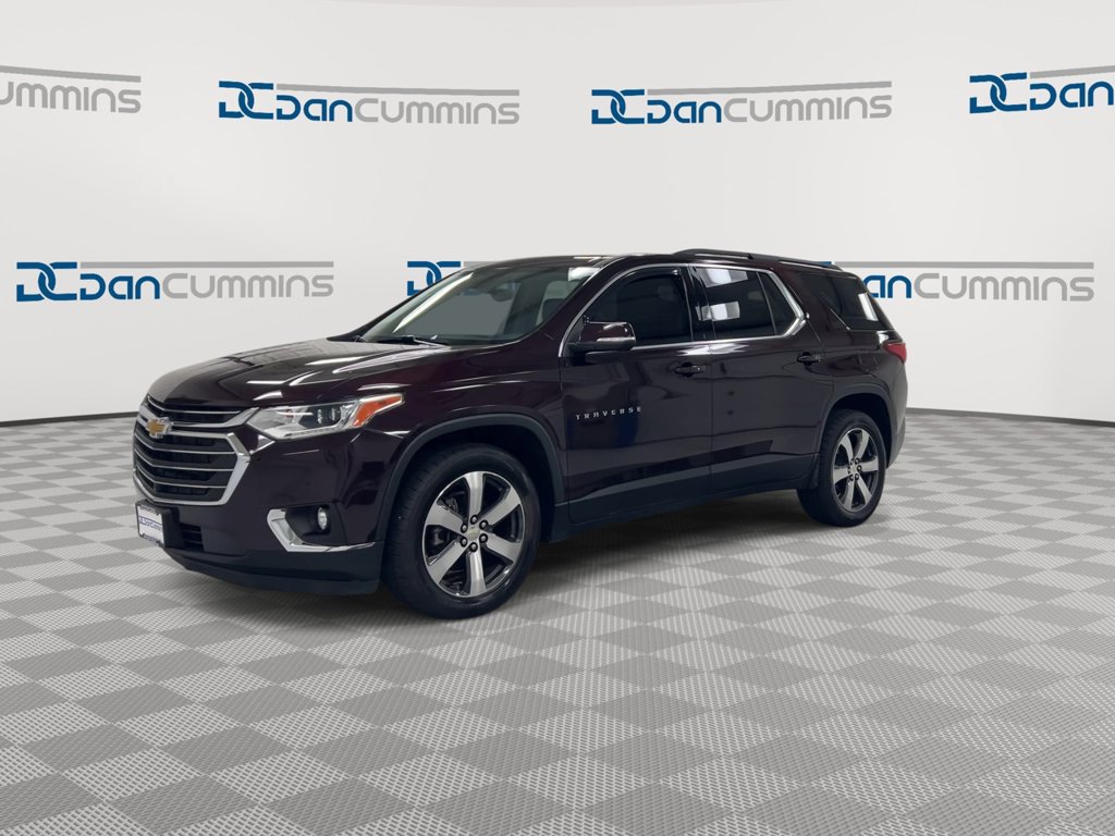 Used 2021 Chevrolet Traverse LT w/ LT Premium Package AWD/4WD image 4