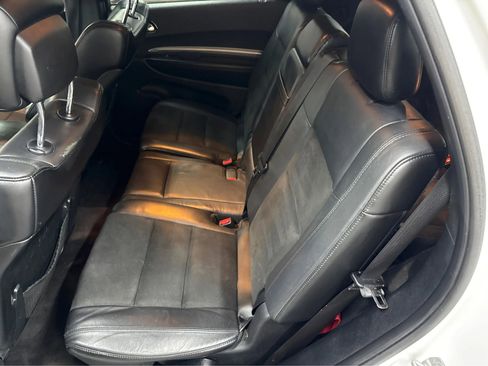 Used 2018 Dodge Durango GT image 30