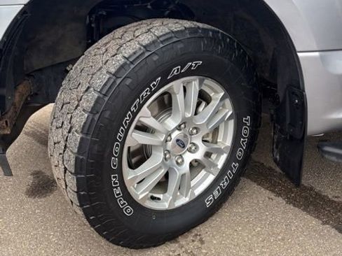 Used 2020 Ford F150 XLT w/ Equipment Group 302A Luxury AWD/4WD image 27