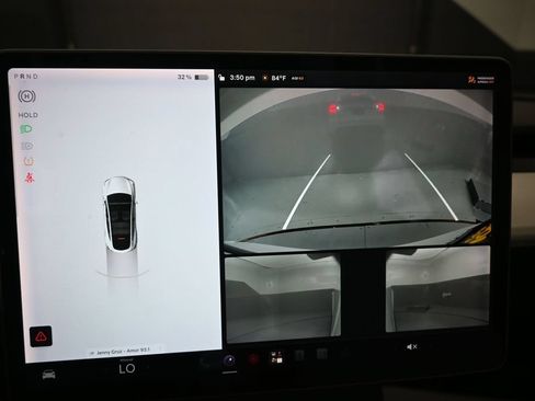 Used 2021 Tesla Model Y Long Range AWD/4WD image 11