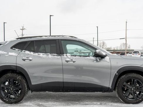 Used 2024 Chevrolet Trax ACTIV w/ Driver Confidence Package image 5