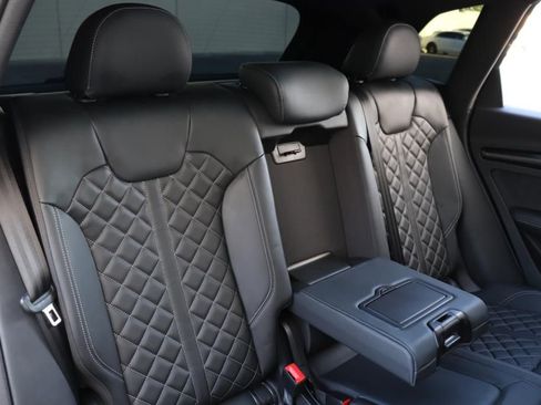 Used 2023 Audi SQ5 Premium Plus w/ Premium Plus Package image 32