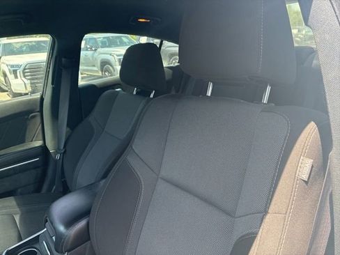 Used 2022 Dodge Charger SXT RWD image 7