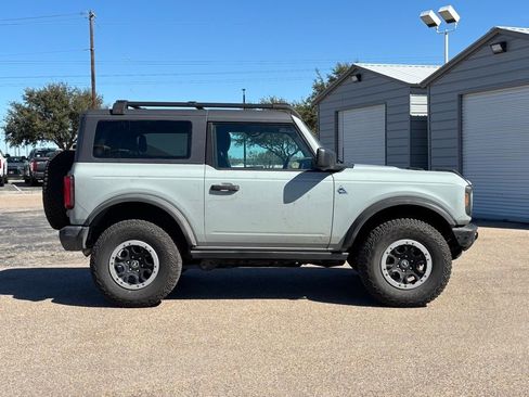 Used 2022 Ford Bronco Black Diamond w/ Sasquatch Package image 4