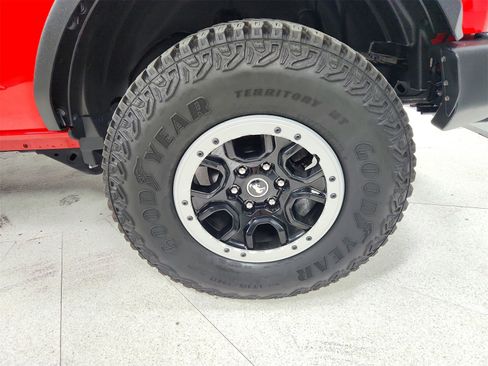 Used 2023 Ford Bronco 4-Door w/ Sasquatch Package image 41