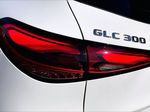 Certified 2026 Mercedes-Benz GLC 300 4MATIC image 32