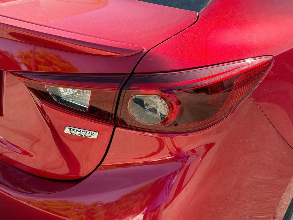 Used 2018 MAZDA MAZDA3 Grand Touring FWD image 26