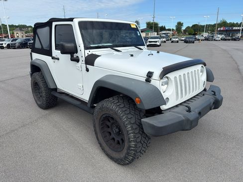 Used 2015 Jeep Wrangler Sport w/ Quick Order Package 23S AWD/4WD image 7