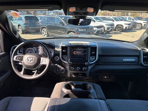 Used 2021 RAM 1500 Big Horn image 29