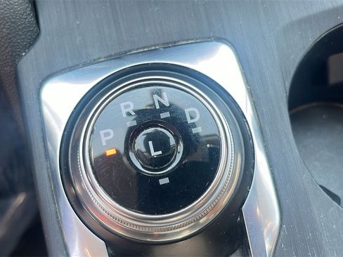 Used 2021 Ford Escape SE image 26