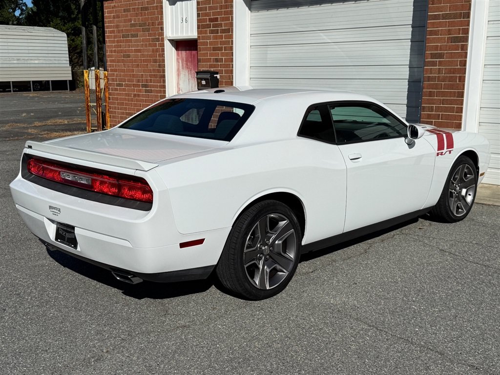 Used 2012 Dodge Challenger R/T RWD image 36