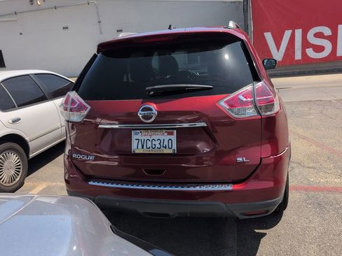 Used 2016 Nissan Rogue SL w/ SL Premium Package FWD image 6