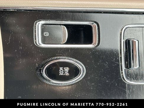 Used 2022 Lincoln Aviator Reserve w/ Elements Package Plus image 36