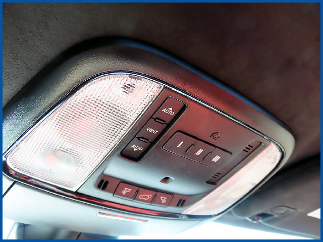 Used 2022 Dodge Durango SRT w/ Premium Interior Group AWD/4WD image 5