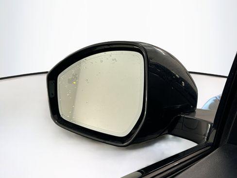 Used 2021 Jaguar F-PACE S AWD/4WD image 16