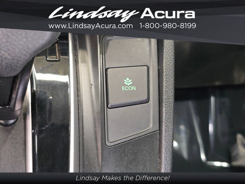 Used 2018 Honda CR-V LX image 19