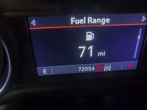 Used 2021 Chevrolet Silverado 1500 RST w/ Z71 Off-Road Package image 16