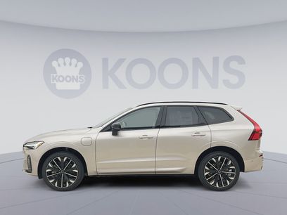 New 2026 Volvo XC60 T8 Ultra w/ Climate Package