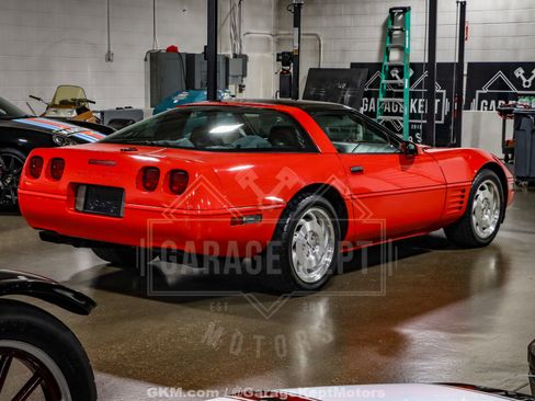 Used 1994 Chevrolet Corvette Coupe image 8