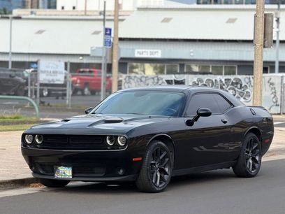 Used 2020 Dodge Challenger SXT w/ Blacktop Package