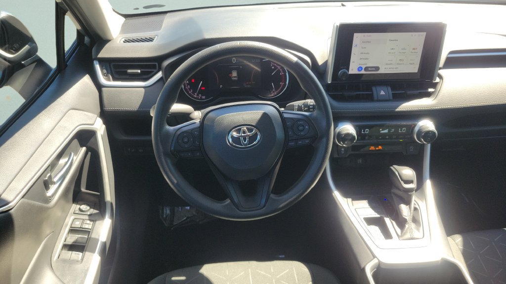 Used 2024 Toyota RAV4 XLE w/ Convenience Package FWD image 11