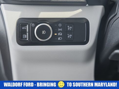 Used 2025 Ford Escape SE w/ PHEV Premium Package image 44