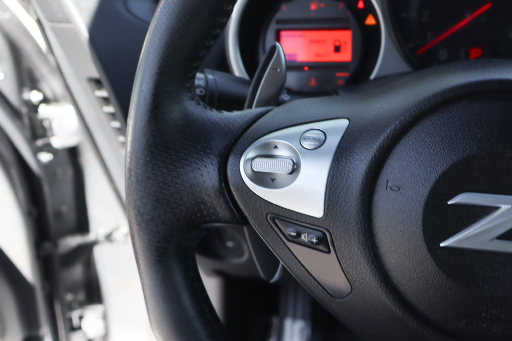 Used 2014 Nissan 370Z Coupe RWD image 24