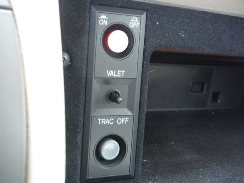 Used 1998 Cadillac Eldorado FWD image 29