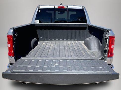 Used 2025 RAM 1500 Big Horn AWD/4WD image 7