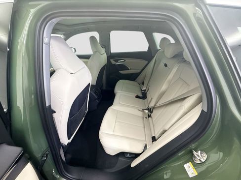 Used 2025 Audi Q5 2.0T Premium Plus w/ Premium Plus image 20