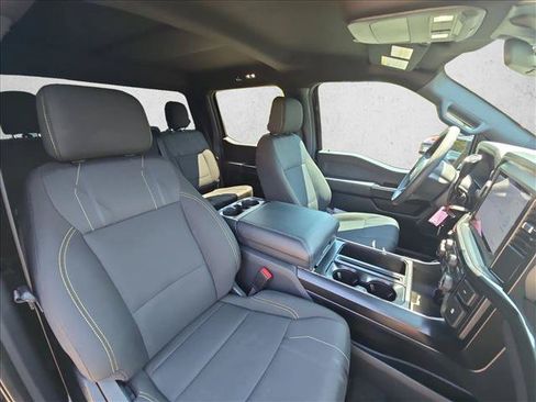 Used 2025 Ford F150 STX w/ Equipment Group 200A RWD image 19