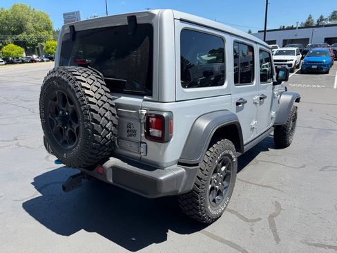 Used 2023 Jeep Wrangler Unlimited w/ Sun & Screen Package AWD/4WD image 4