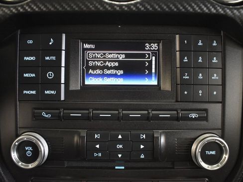 Used 2017 Ford Mustang Coupe image 20