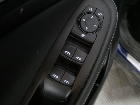 Used 2023 Buick Encore GX Select AWD/4WD image 14