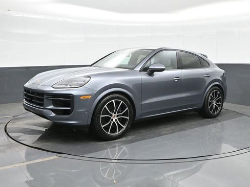 New 2026 Porsche Cayenne Coupe image 1