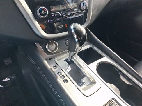Used 2019 Nissan Murano SL FWD image 22