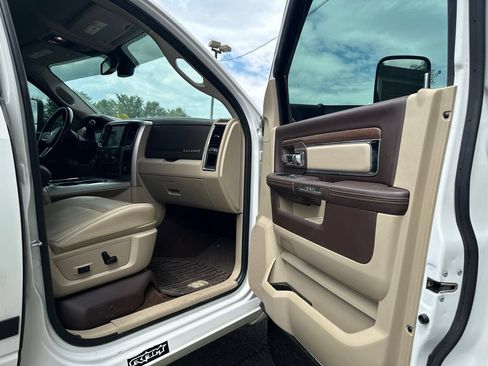 Used 2018 RAM 2500 Laramie AWD/4WD image 36