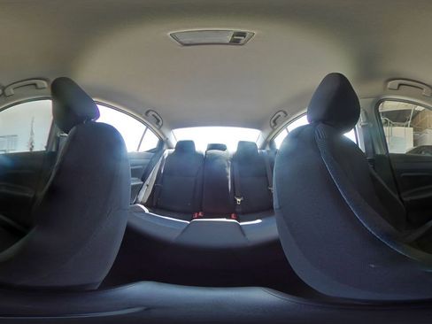 Used 2025 Nissan Versa SV FWD image 40