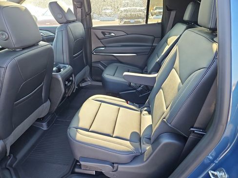 New 2026 Chevrolet Traverse LT w/ Sun and Wheel Package image 22