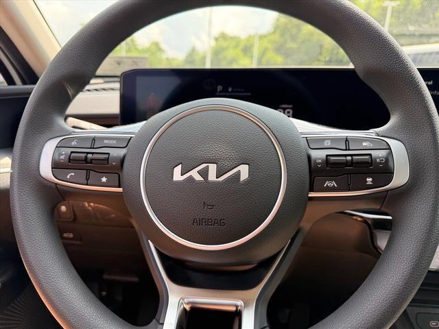 New 2026 Kia K5 LXS FWD image 14